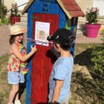 Une jolie bibliothèque de rue