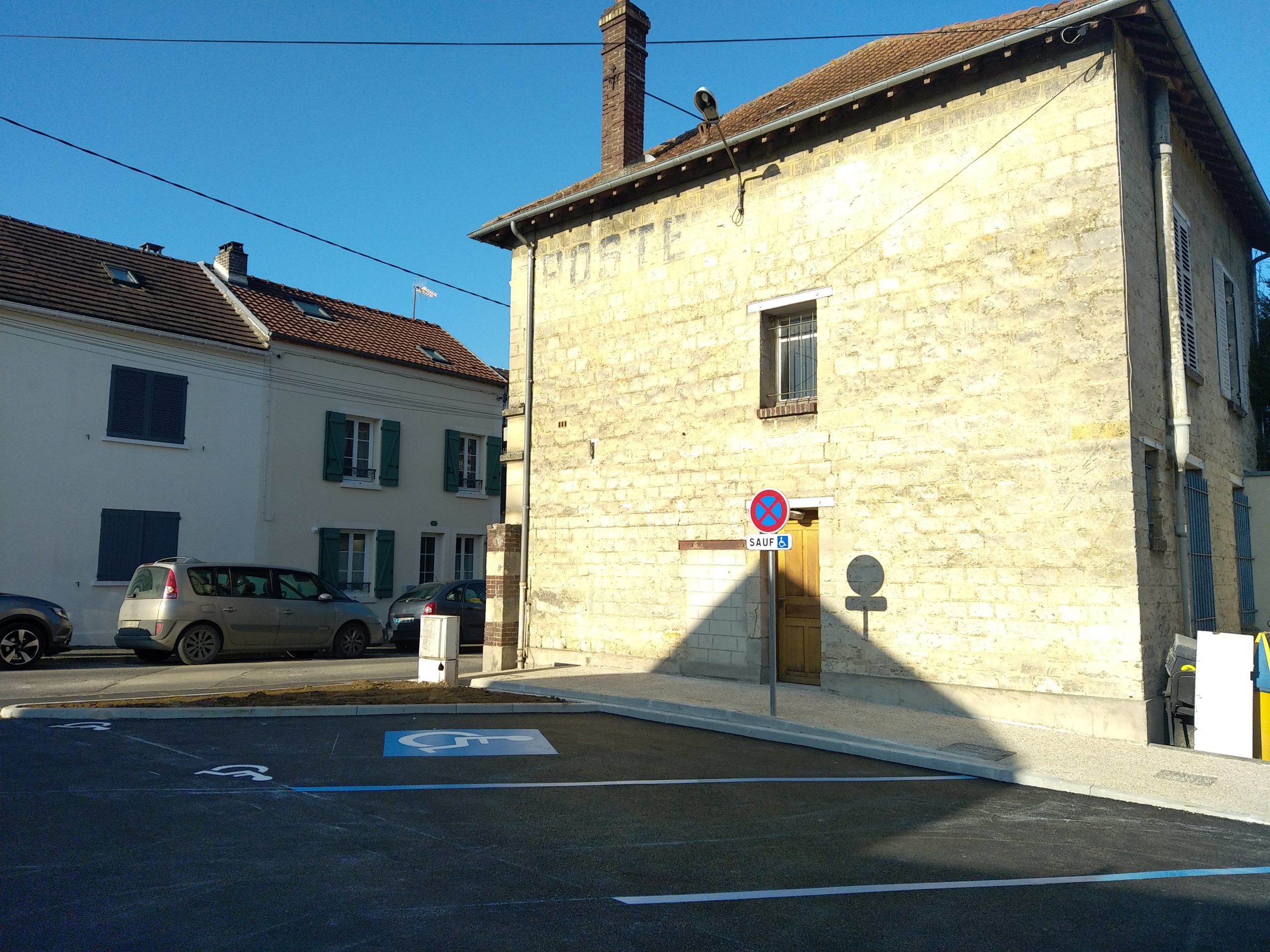 Après les travaux, le parking de La Poste est opérationnel OrrylaVille Après les travaux, le parking de La Poste est opérationnel OrrylaVille