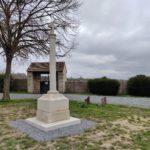 Un Calvaire rénové érigé face au cimetière